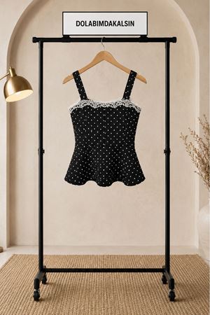 Puantiyeli dantel detaylı askılı kadın peplum kesim şık yazlık bluz CLT014