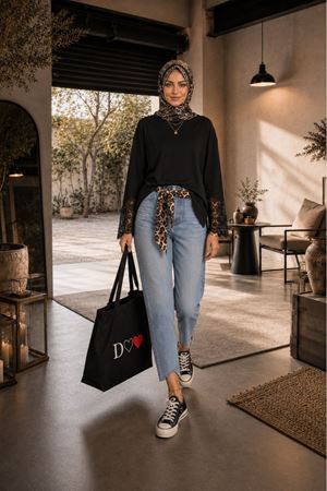 Dantel kol detaylı bisiklet yaka oversize kadın bluz DKMRS09