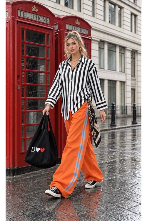 Kadın siyah beyaz çizgili oversize gömlek DKHF044