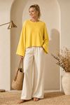 Kadın sarı oversize düşük omuz bisiklet yaka basic bluz TG006