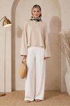 Kadın bej oversize düşük omuz bisiklet yaka basic bluz TG006