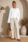 Kadın beyaz oversize düşük omuz bisiklet yaka basic bluz TG006