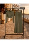 Kadın büzgü detaylı crop bluz bol paça pantolon ikili takım CLT022