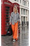Kadın siyah beyaz çizgili oversize gömlek DKHF044