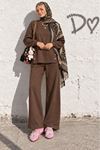 Kadın kahbverengi yanları düğme detaylı oversize sweatshirt geniş paça pantolon ikili takım TG032