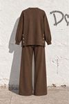 Kadın kahbverengi yanları düğme detaylı oversize sweatshirt geniş paça pantolon ikili takım TG032