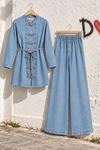 Kadın Mavi Tesettür Kuşaklı Düğme Detaylı Denim Tunik Pantolon Takım TG039