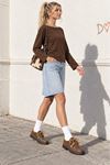 Kadın kahverengi kayık yaka uzun kol oversize basic bluz CLT055
