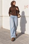 Kadın kahverengi kayık yaka uzun kol oversize basic bluz CLT055